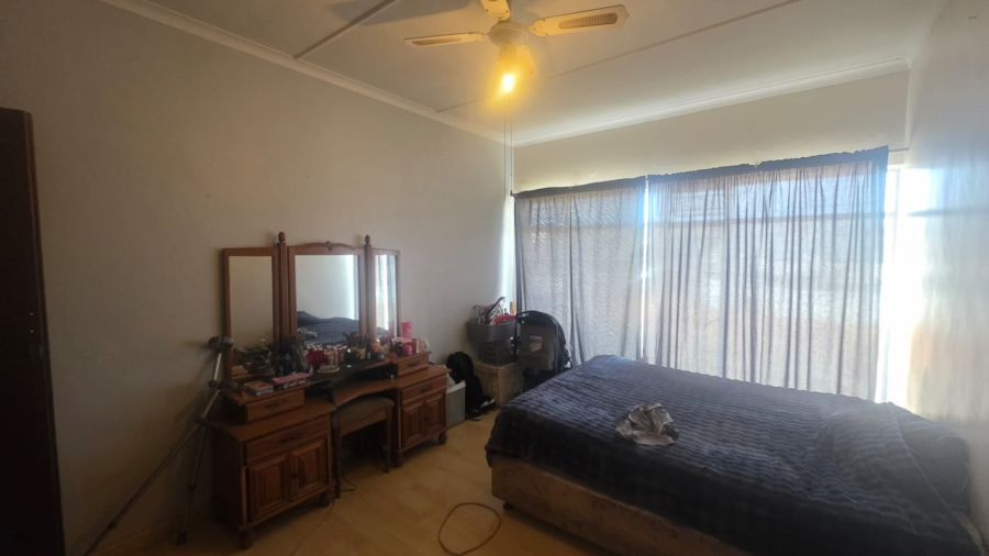 2 Bedroom Property for Sale in Flamwood North West